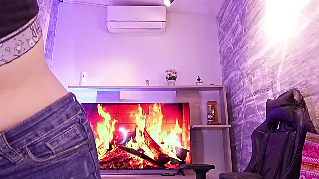 Melany Luv online show from March 2026 09:14:01 PM