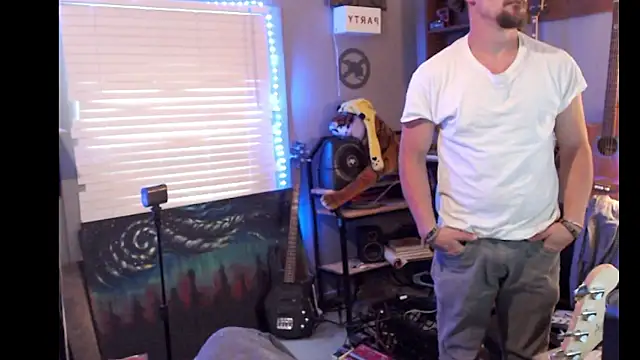 itsjameswebbscope online show from April 2026 10:11:02 PM