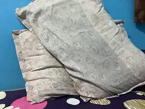 Snapshot of NiceBoy9099 chatting on February 2026 05:22:02 PM NiceBoy9099 online show from February 2026 05:22:02 PM