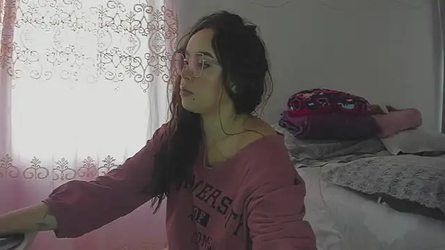 HARLEYNAPIER online show from March 2026 03:56:01 PM