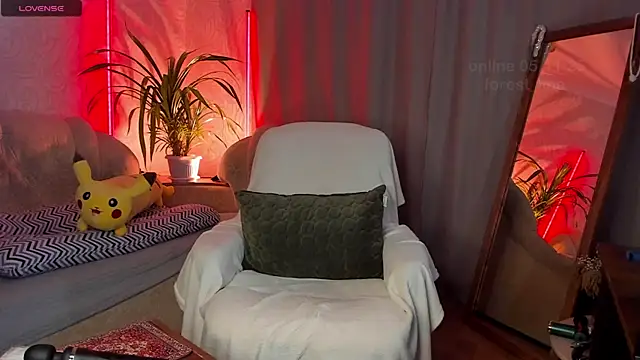  Forest Lina  online show from November 2025 12:16:01 PM