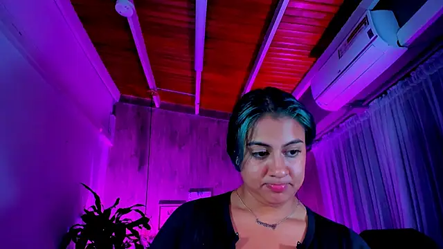 Xisu  online show from February 2025 03:43:02 AM