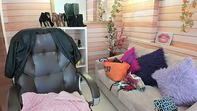 Victoria collins 1 online show from March 2026 10:59:01 AM