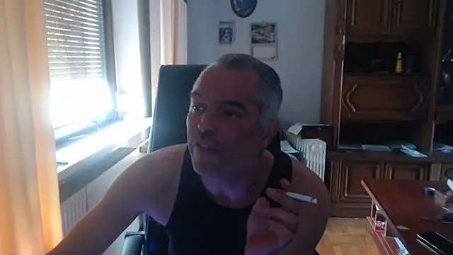 JohnnyD80 online show from June 2026 01:35:02 PM