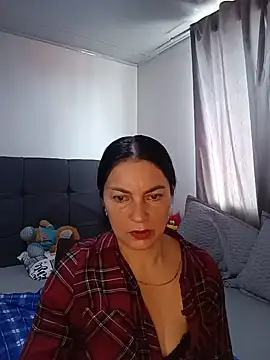 renata hot1 online show from June 2026 07:04:01 PM