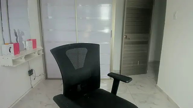 nairobbits online show from May 2026 01:08:01 PM