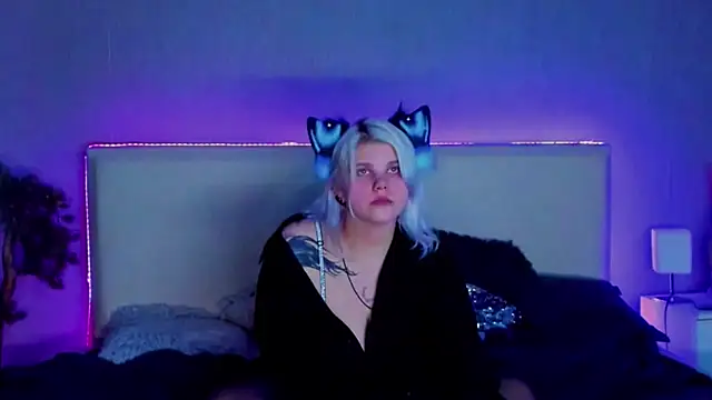 JoannLowe online show from February 2025 03:04:02 AM