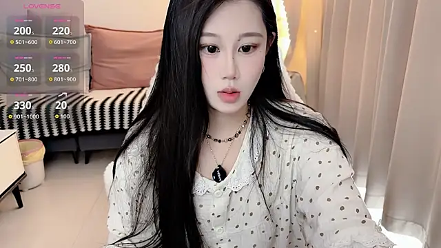 QQ-tutu online show from April 2026 02:53:01 AM