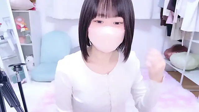 Im Yu-na online show from March 2026 02:13:01 PM