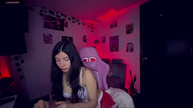 cami mila9 online show from May 2026 06:42:01 AM