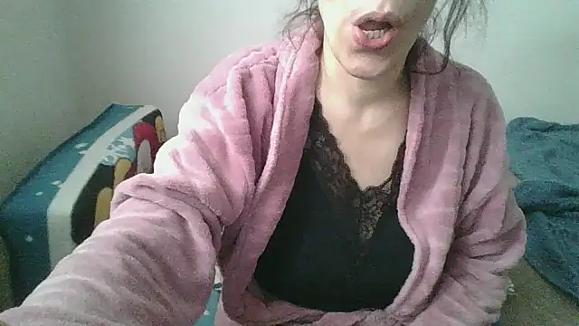 Snapshot of hairygirl80 chatting on March 2026 09:26:02 AM hairygirl80 online show from March 2026 09:26:02 AM