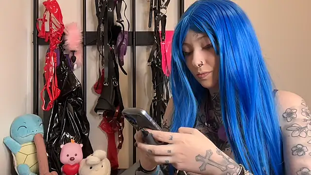 coyemoo online show from April 2026 08:00:02 PM