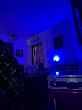 PutaNieves1983 online show from November 2025 01:37:02 PM