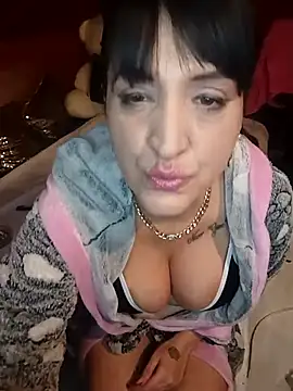 Tiffany35 online show from December 2025 07:10:01 PM