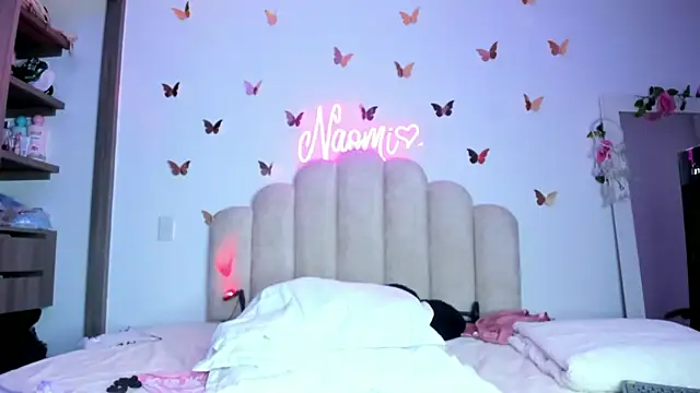 NaomiAsha online show from October 2025 11:41:02 PM