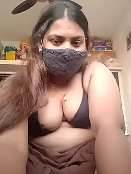 Snapshot of Hotmilfxox chatting on December 2024 11:39:01 AM Hotmilfxox online show from December 2024 11:39:01 AM