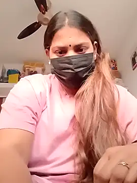 Snapshot of Hotmilfxox chatting on December 2024 02:09:01 AM Hotmilfxox online show from December 2024 02:09:01 AM