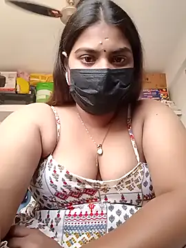 Snapshot of Hotmilfxox chatting on January 2025 08:15:01 AM Hotmilfxox online show from January 2025 08:15:01 AM