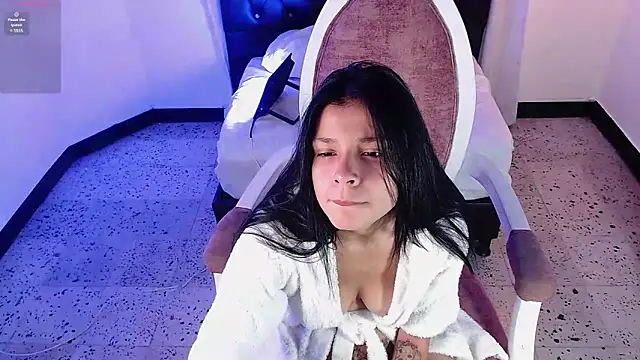 Zoee babygirl online show from December 2024 03:55:01 PM