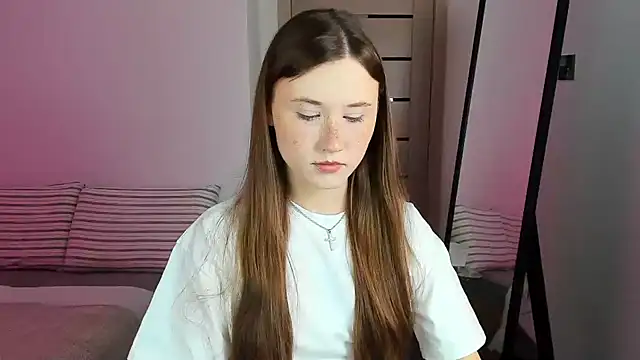 Stella Sunny online show from October 2025 05:55:02 PM