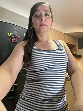 Snapshot of natalie_cowens chatting on July 2026 11:31:01 PM natalie cowens online show from July 2026 11:31:01 PM