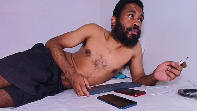 KaelMoreau online show from March 2026 10:12:02 AM