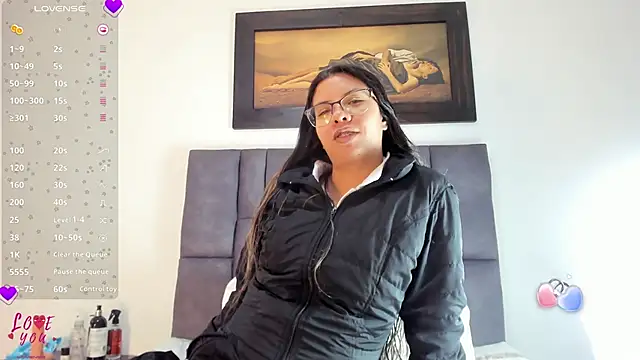 Vahiolet smith online show from March 2026 03:03:02 AM