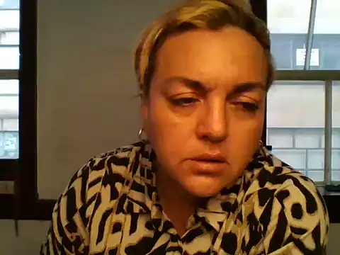 Snapshot of Parolita chatting on July 2026 11:07:02 PM Parolita online show from July 2026 11:07:02 PM