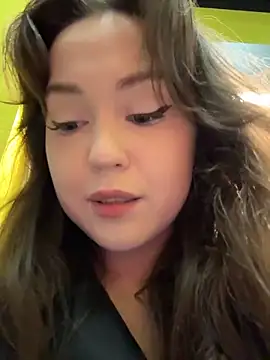 Snapshot of Peachy_Dream chatting on November 2025 06:09:02 PM Peachy Dream online show from November 2025 06:09:02 PM