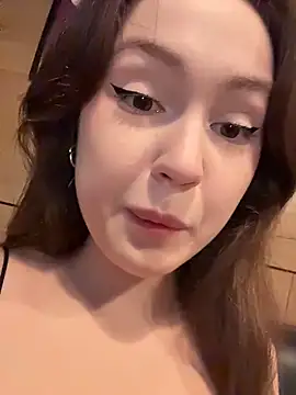 Snapshot of Peachy_Dream chatting on July 2026 03:26:01 PM Peachy Dream online show from July 2026 03:26:01 PM