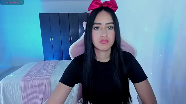 Tinylottie online show from March 2026 01:43:02 AM