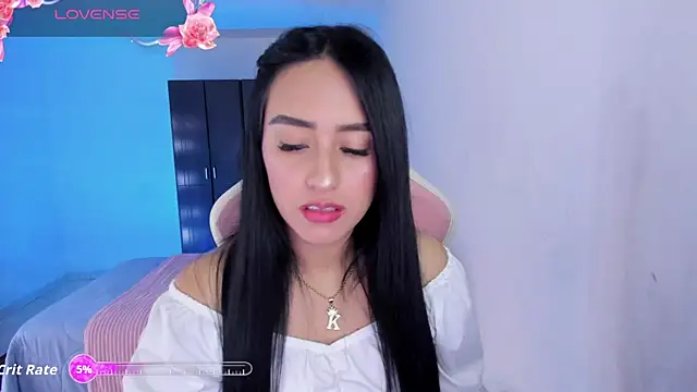 Tinylottie online show from April 2026 04:37:01 PM