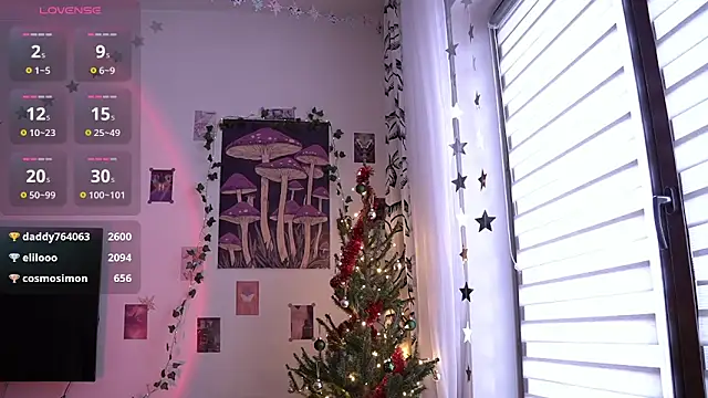 juliapie online show from December 2024 10:39:01 AM