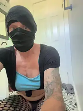 UtopianMisfit1 online show from April 2026 10:11:02 PM