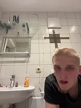 Michaela1222 online show from April 2026 05:53:02 PM