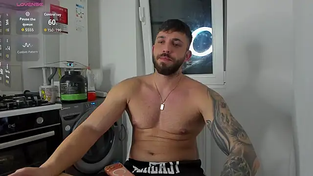 Snapshot of LoveIsBlind_ chatting on April 2026 07:04:02 PM LoveIsBlind online show from April 2026 07:04:02 PM
