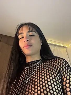 Snapshot of lina_pink chatting on March 2026 02:04:02 AM lina pink online show from March 2026 02:04:02 AM