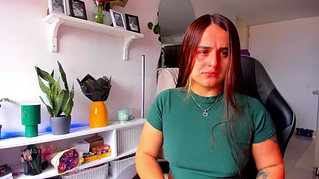 evy orange1 online show from April 2026 03:24:01 PM