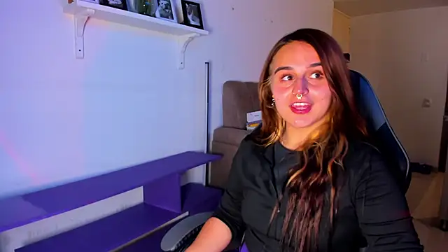 evy orange1 online show from April 2026 02:44:01 AM