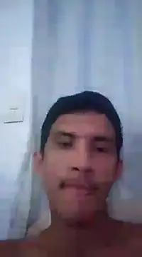 Snapshot of Guti_hazz chatting on March 2025 02:06:02 AM Guti hazz online show from March 2025 02:06:02 AM