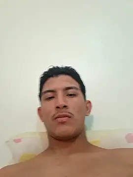 Snapshot of Guti_hazz chatting on January 2026 11:23:02 AM Guti hazz online show from January 2026 11:23:02 AM