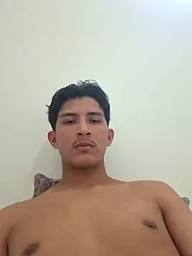 Snapshot of Guti_hazz chatting on March 2026 01:51:02 PM Guti hazz online show from March 2026 01:51:02 PM