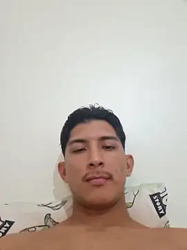 Snapshot of Guti_hazz chatting on March 2026 12:06:02 PM Guti hazz online show from March 2026 12:06:02 PM