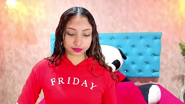 MadelineDoll online show from April 2026 03:30:02 PM