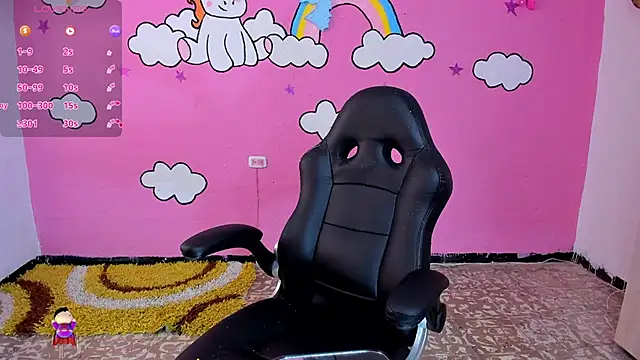 Sharon hils online show from March 2026 06:37:01 PM