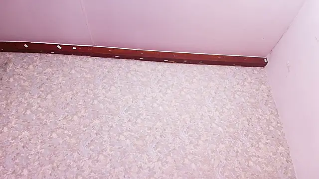 nicol f online show from February 2025 07:18:02 PM