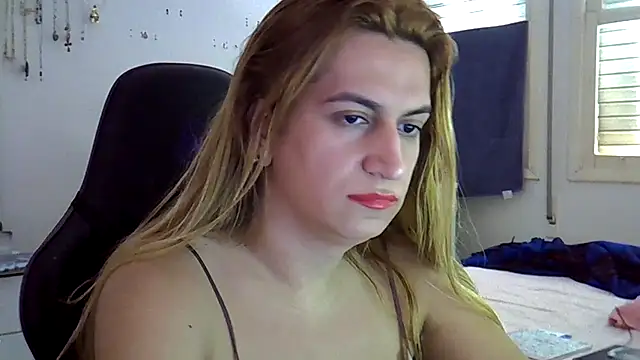 Snapshot of luizacandy chatting on July 2026 03:26:02 PM luizacandy online show from July 2026 03:26:02 PM