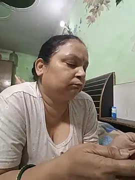 Snapshot of Kavya_kapoor chatting on July 2026 08:18:02 AM Kavya kapoor online show from July 2026 08:18:02 AM