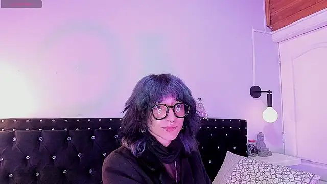 Ghosty Doll online show from March 2026 01:29:02 PM