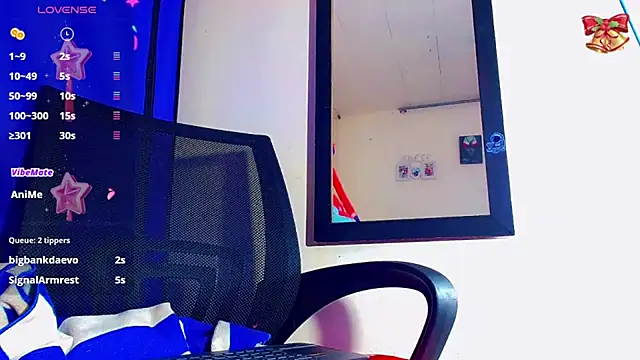 Snapshot of nicol_gill_ chatting on December 2024 05:52:02 PM nicol gill online show from December 2024 05:52:02 PM